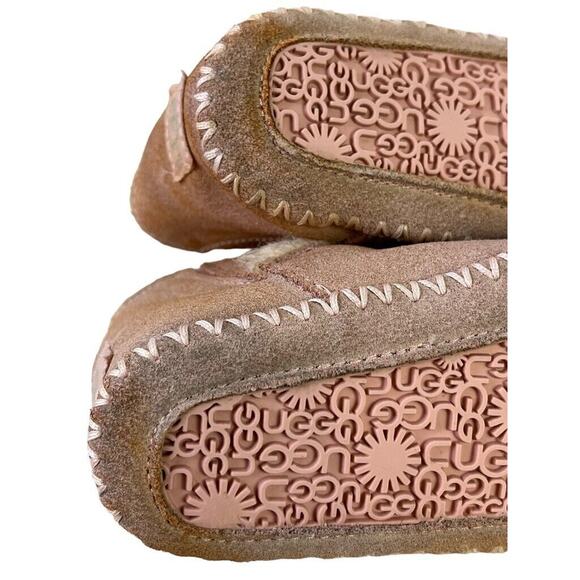 Ugg Lemmy 1012146I Baby Girl Pink Moccasisn Shearling Lined Suede Boots 4 / 5 - Picture 12 of 16